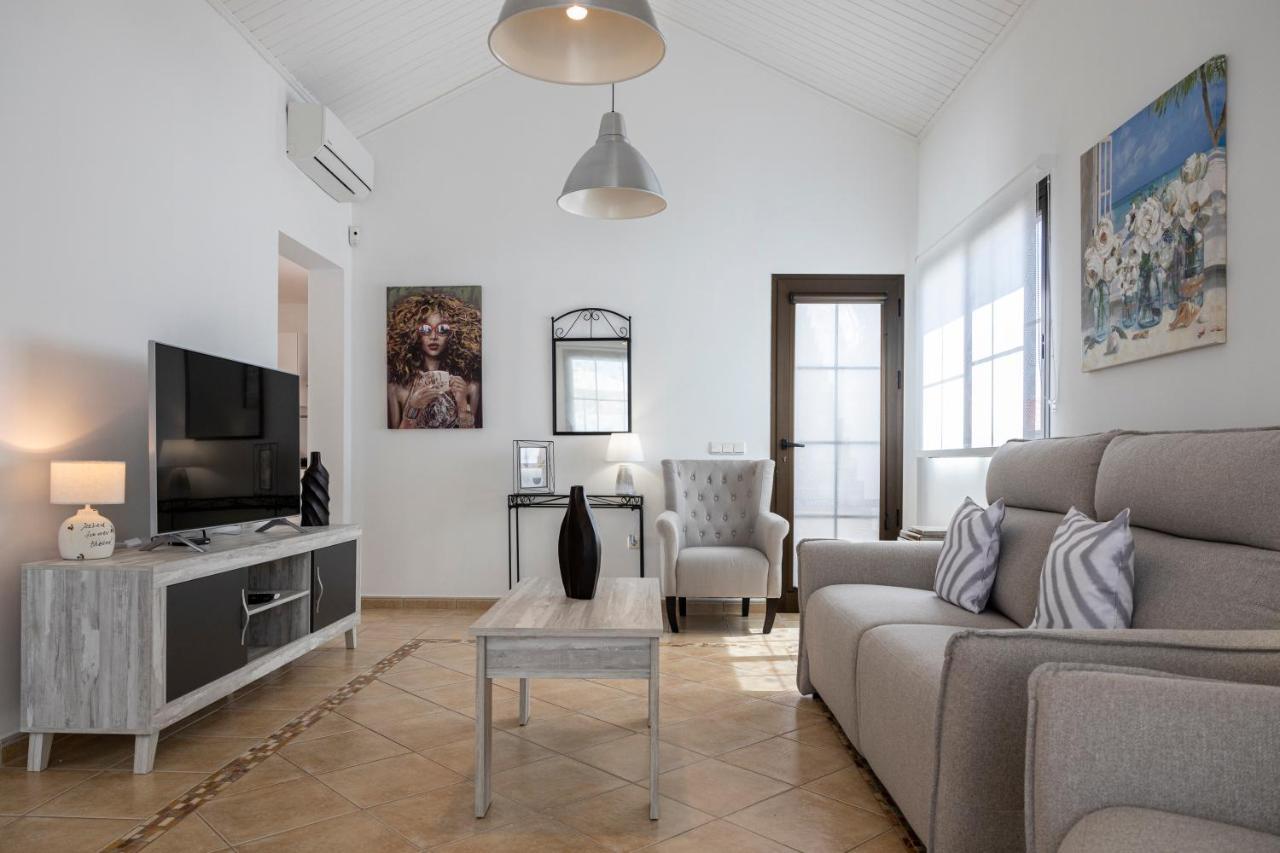Ideal For Family Holidays, Near Beach And Golf- Casa James La Guirra Extérieur photo